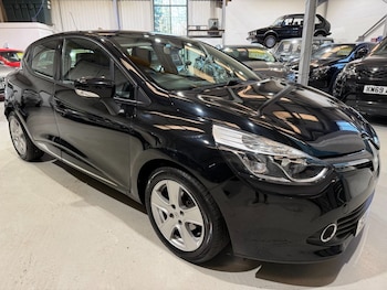 Used Renault Clio 2016 for sale - 77936244: Photo