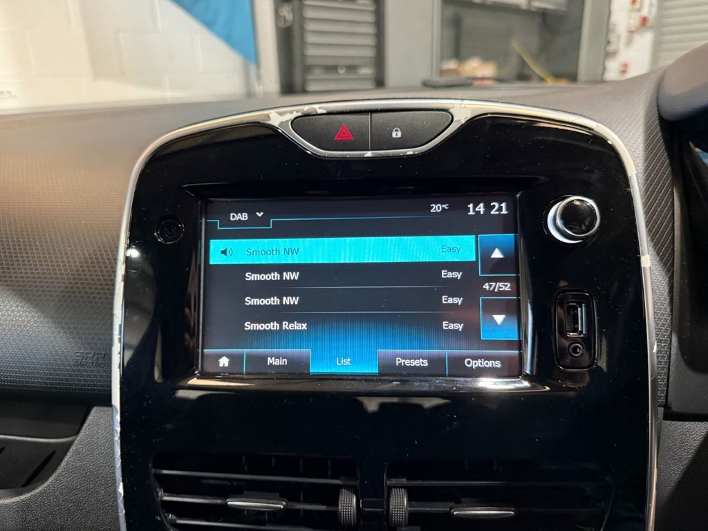 Used Renault Clio 2016 for sale - 77936244: Photo 22