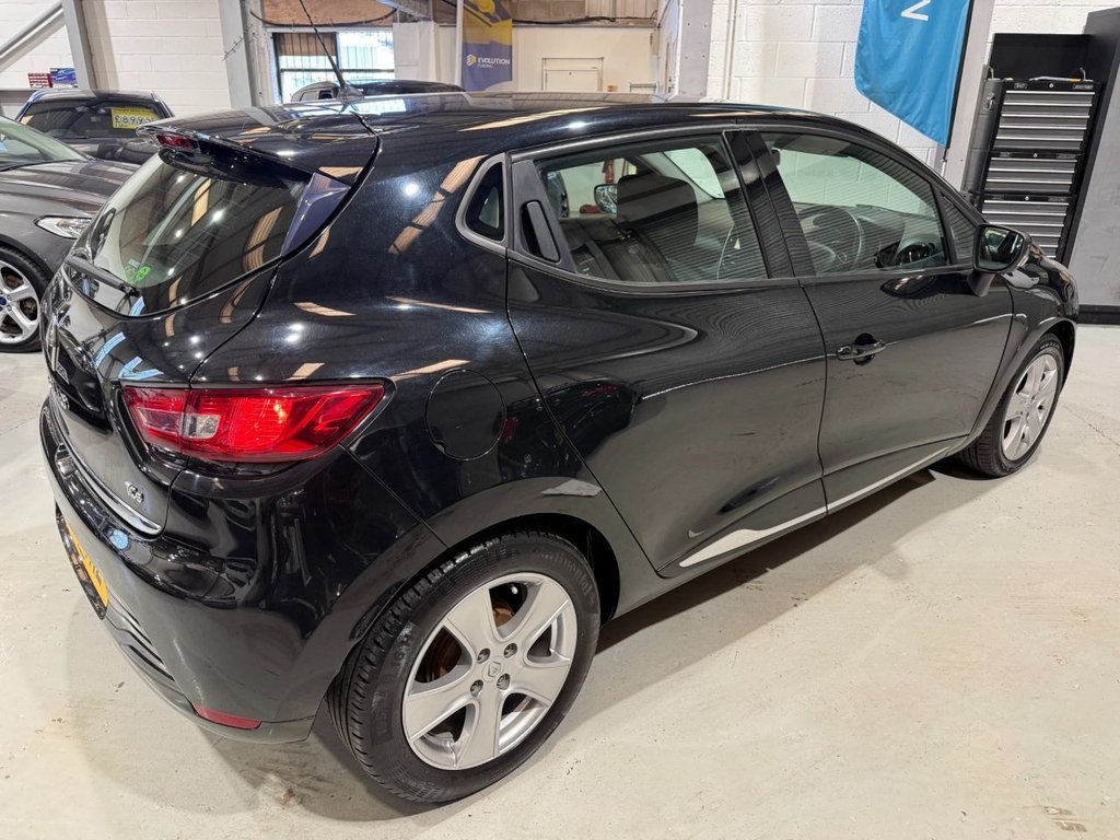 Used Renault Clio 2016 for sale - 77936244: Photo 3