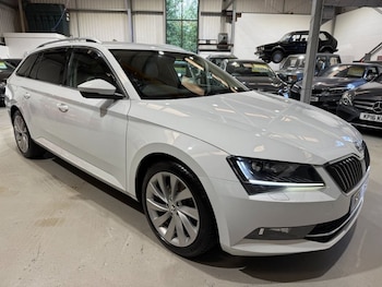 Used Skoda Superb 2015 for sale - 79385255: Photo