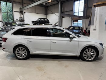 Used Skoda Superb 2015 for sale - 79385255: Photo