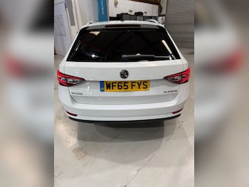 Used Skoda Superb 2015 for sale - 79385255: Photo