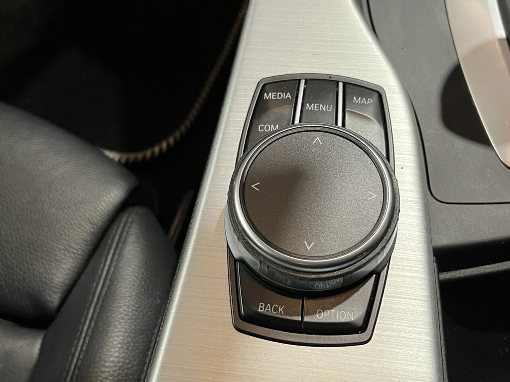 Used BMW 3 Series 2018 for sale - 76430433: Photo 32