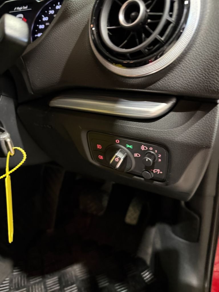 Used Audi A3 2015 for sale - 77764800: Photo 33