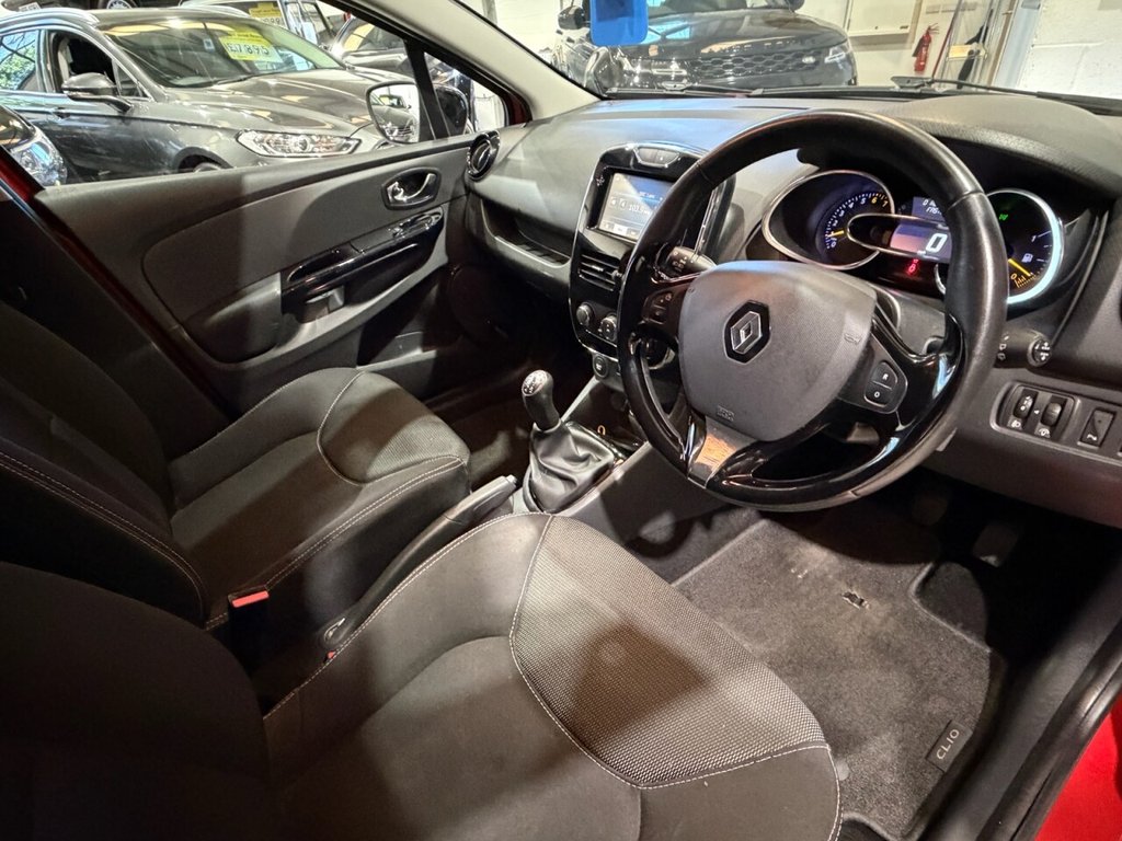 Used Renault Clio 2014 for sale - 77920000: Photo 12