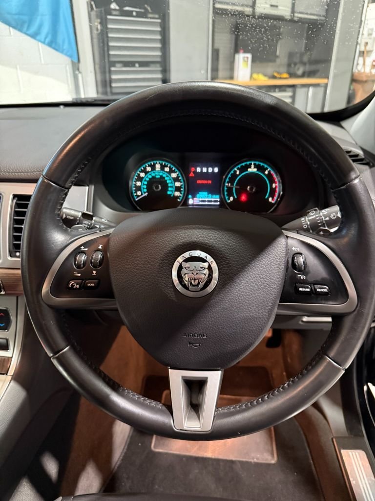 Used Jaguar XF 2012 for sale - 76604361: Photo 17