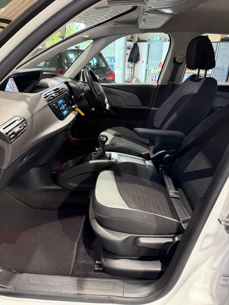 Used Citroen Grand C4 Picasso 2015 for sale - 77820578: Photo 13