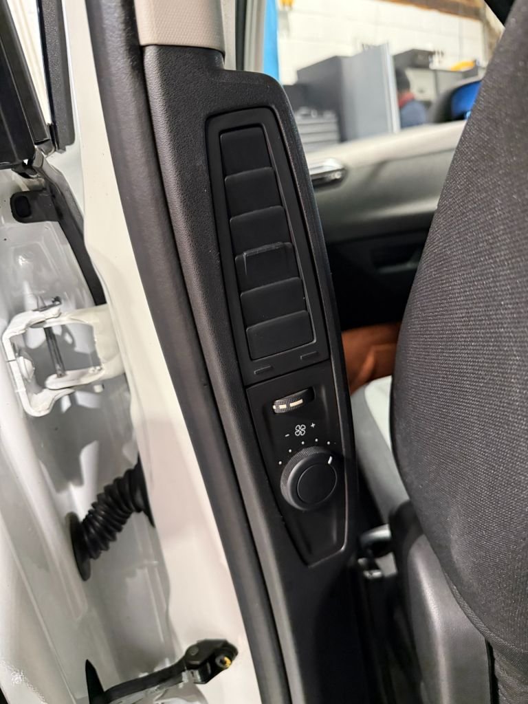 Used Citroen Grand C4 Picasso 2015 for sale - 77820578: Photo 31