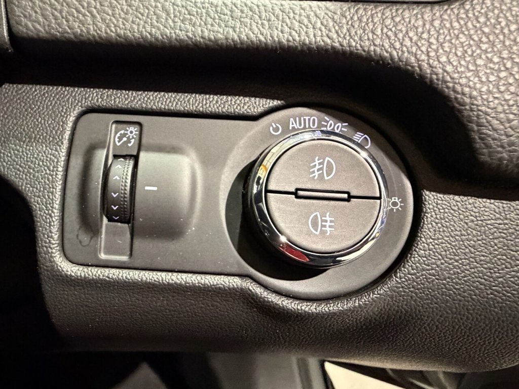 Used Vauxhall Insignia 2016 for sale - 78096900: Photo 28