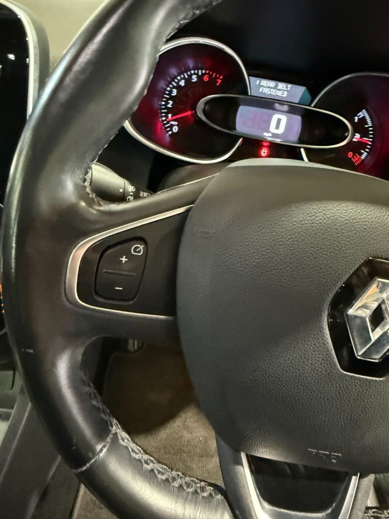 Used Renault Clio 2017 for sale - 78044124: Photo 17