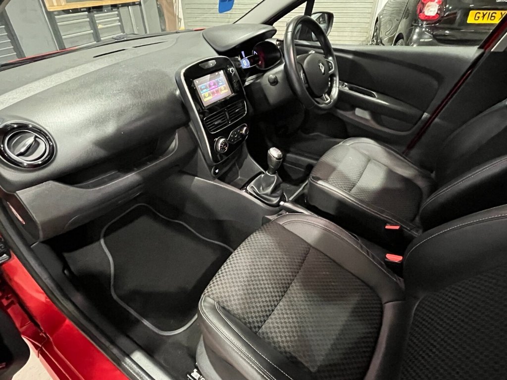 Used Renault Clio 2018 for sale - 76470225: Photo 14