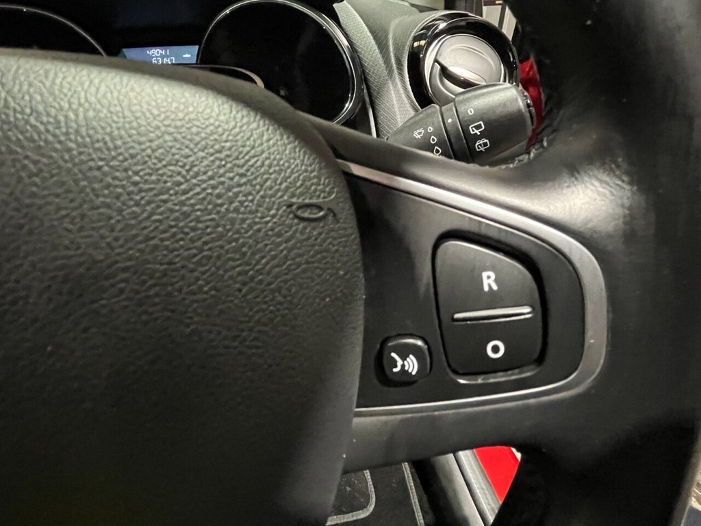 Used Renault Clio 2018 for sale - 76470225: Photo 18