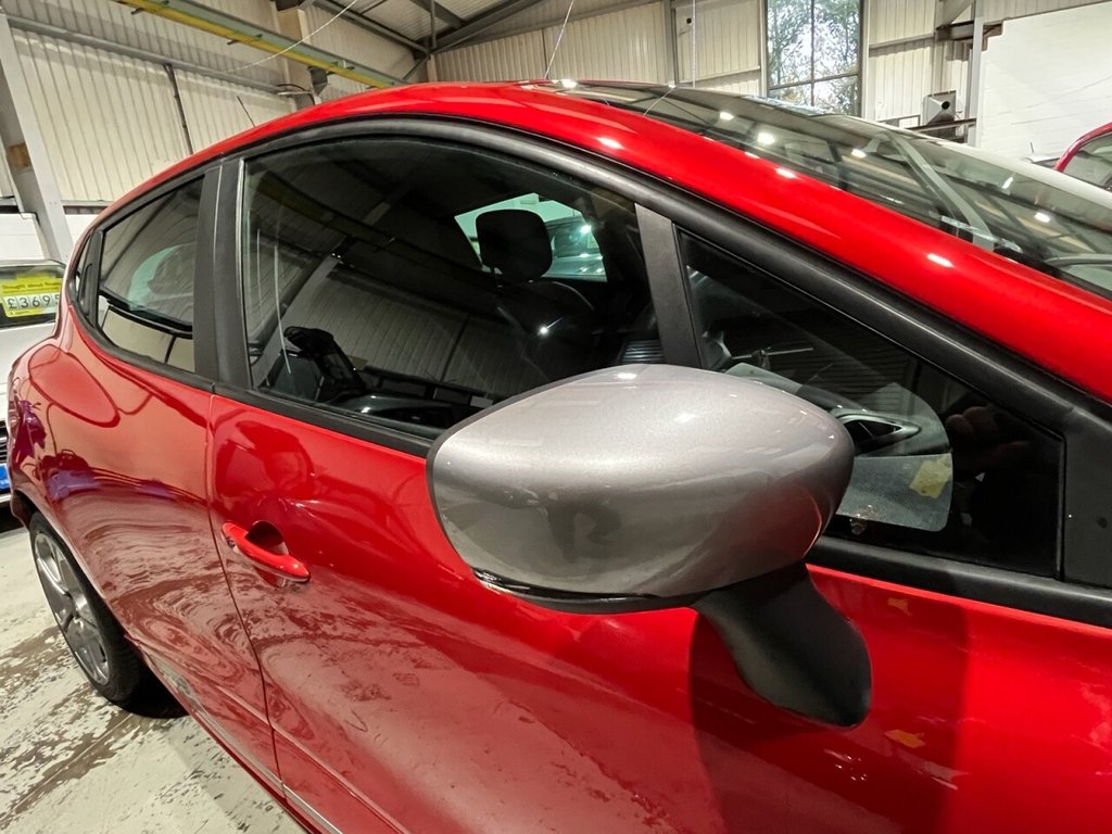 Used Renault Clio 2018 for sale - 76470225: Photo 22