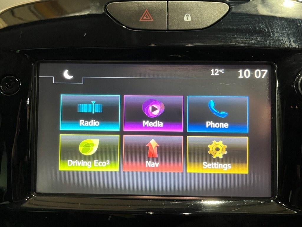 Used Renault Clio 2018 for sale - 76470225: Photo 24