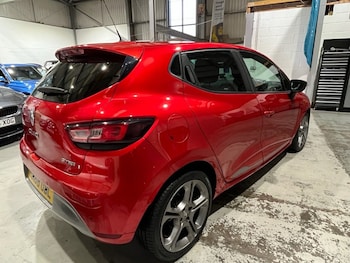 Used Renault Clio 2018 for sale - 76470225: Photo