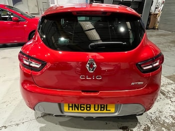 Used Renault Clio 2018 for sale - 76470225: Photo