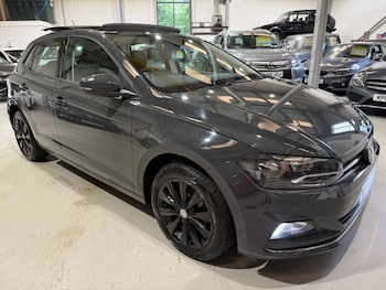 Used Volkswagen Polo 2019 for sale - 78943272: Photo