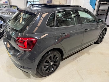 Used Volkswagen Polo 2019 for sale - 78943272: Photo