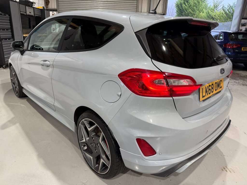 Used Ford Fiesta 2018 for sale - 77608771: Photo 5