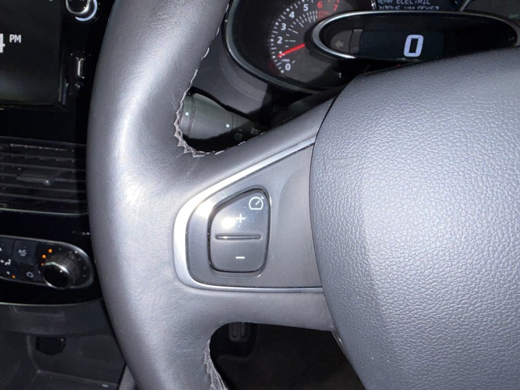 Used Renault Clio 2019 for sale - 77520932: Photo 18