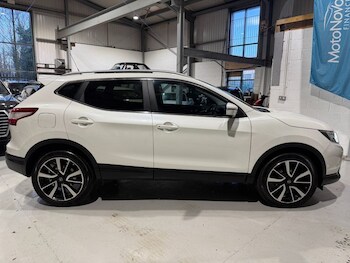 Used Nissan Qashqai 2017 for sale - 77369806: Photo