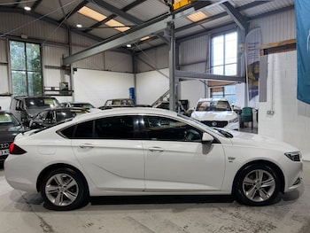 Used Vauxhall Insignia 2017 for sale - 75765233: Photo