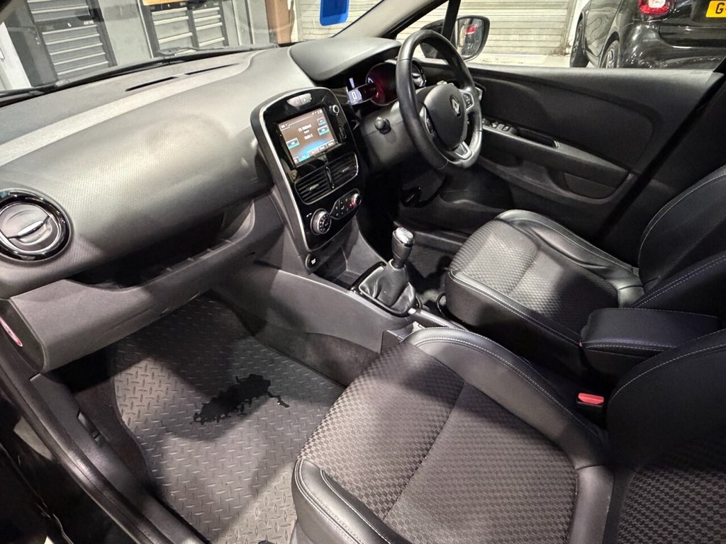 Used Renault Clio 2017 for sale - 77276560: Photo 14