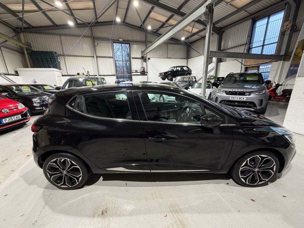 Used Renault Clio 2017 for sale - 77276560: Photo 2