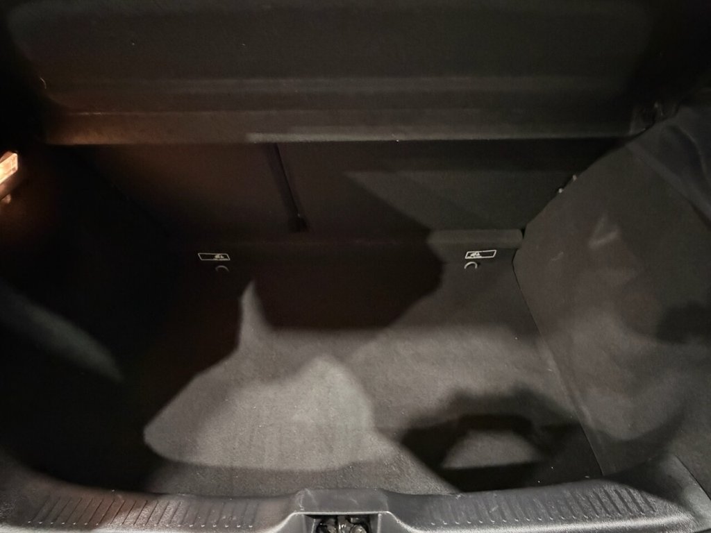 Used Renault Clio 2017 for sale - 77276560: Photo 30