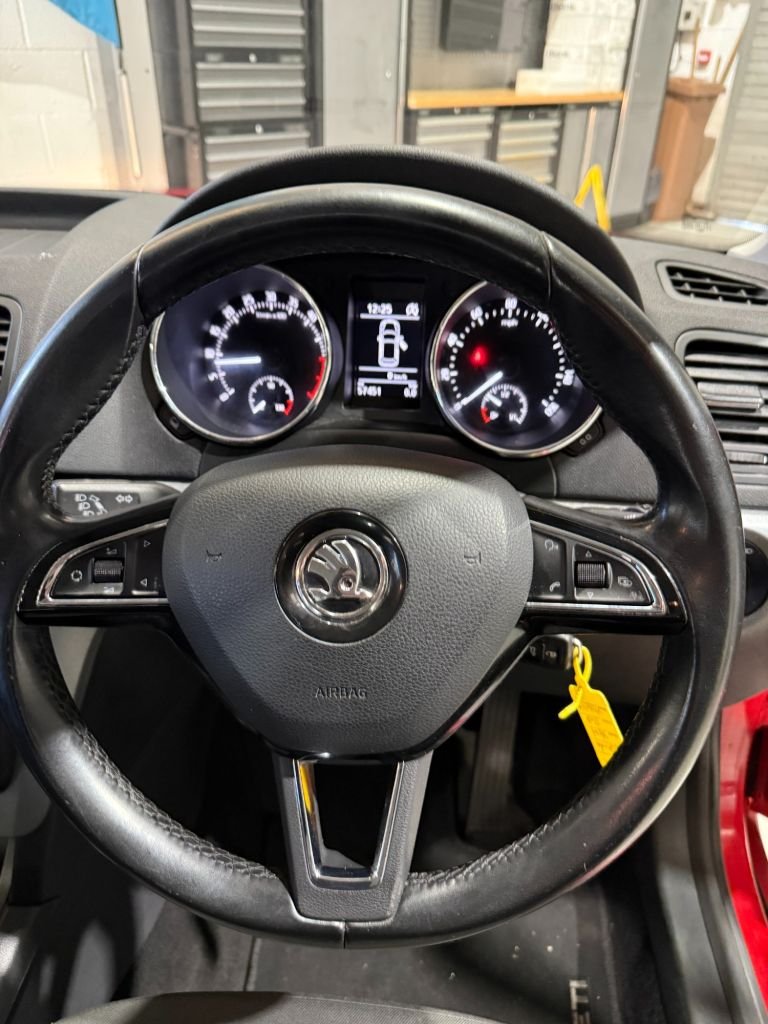 Used Skoda Yeti 2014 for sale - 77236498: Photo 18