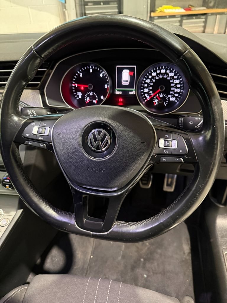 Used Volkswagen Passat 2016 for sale - 77302419: Photo 17