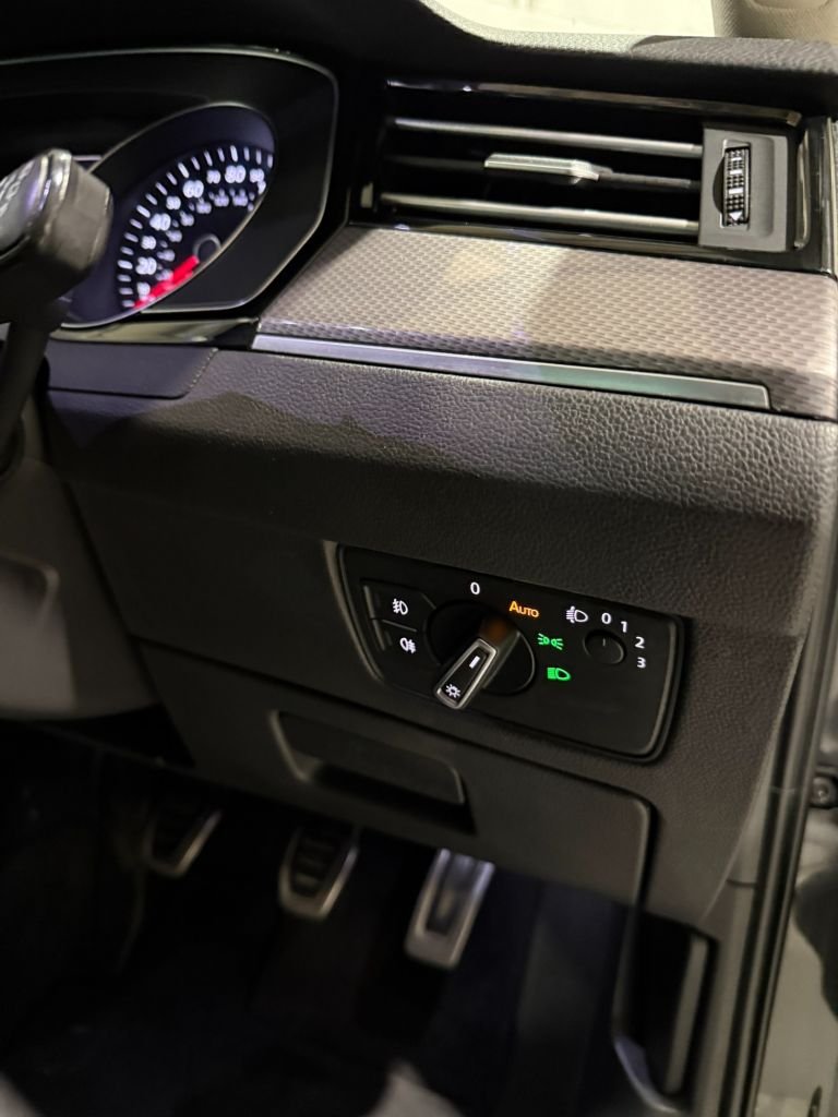 Used Volkswagen Passat 2016 for sale - 77302419: Photo 31