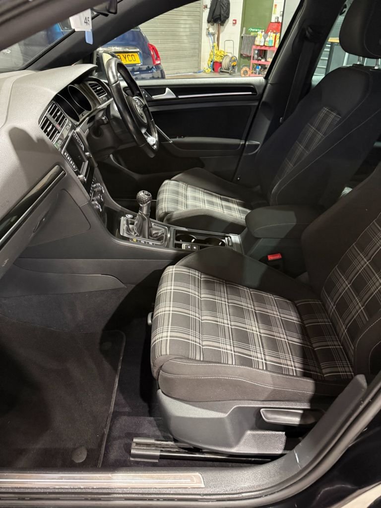 Used Volkswagen Golf 2015 for sale - 77719386: Photo 14