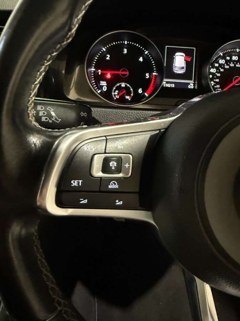 Used Volkswagen Golf 2015 for sale - 77719386: Photo 19