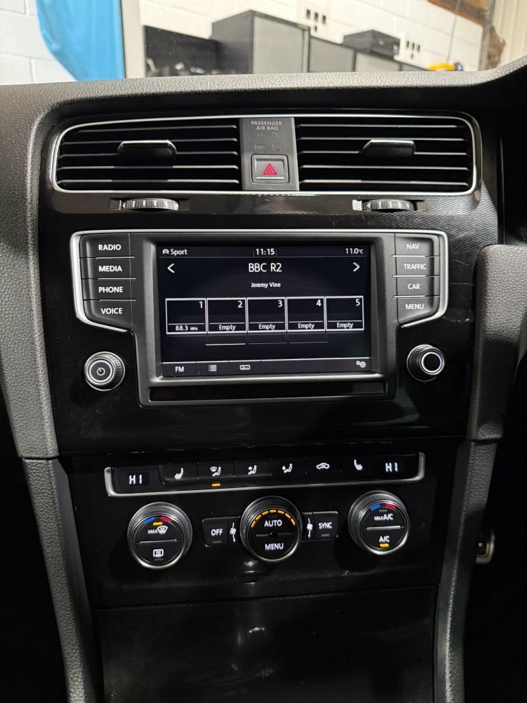 Used Volkswagen Golf 2015 for sale - 77719386: Photo 22