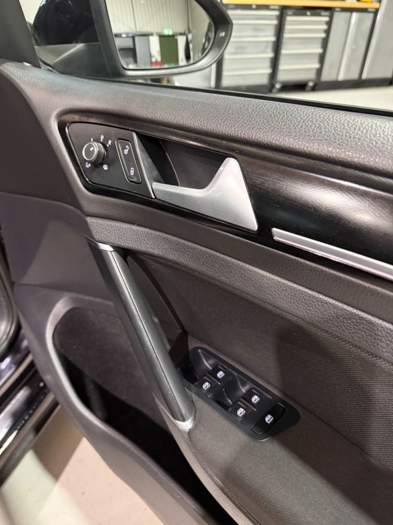 Used Volkswagen Golf 2015 for sale - 77719386: Photo 28