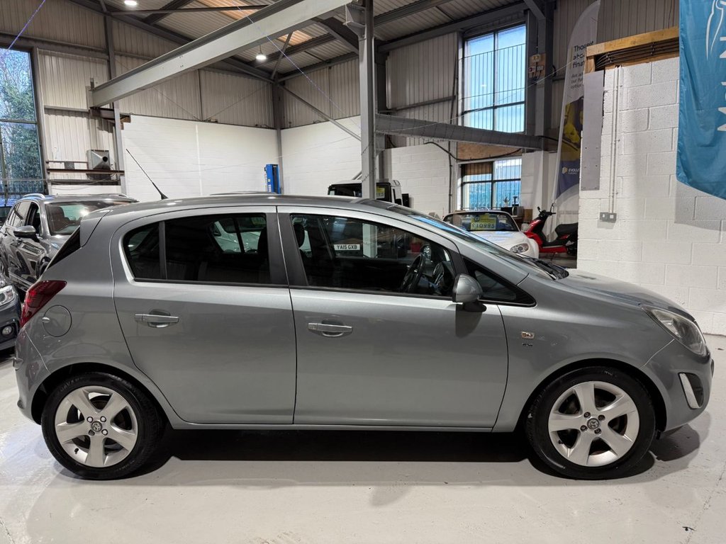 Used Vauxhall Corsa 2014 for sale - 76868057: Photo 2
