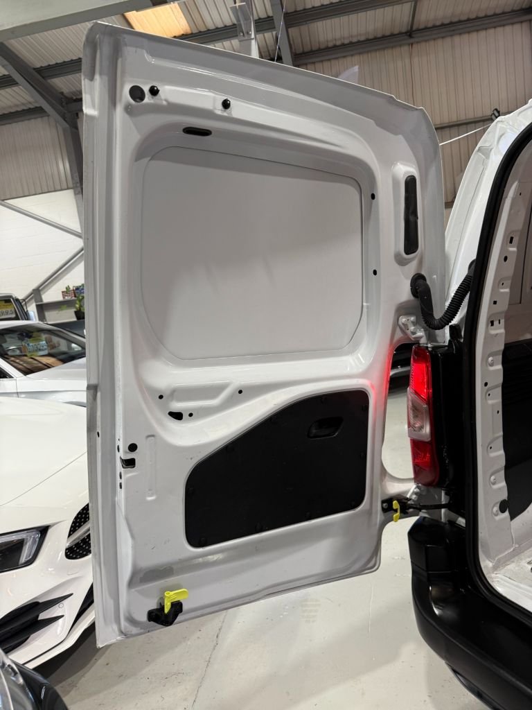 Used Citroen Berlingo 2023 for sale - 77236690: Photo 29