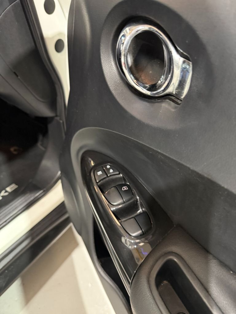 Used Nissan Juke 2014 for sale - 76798099: Photo 29