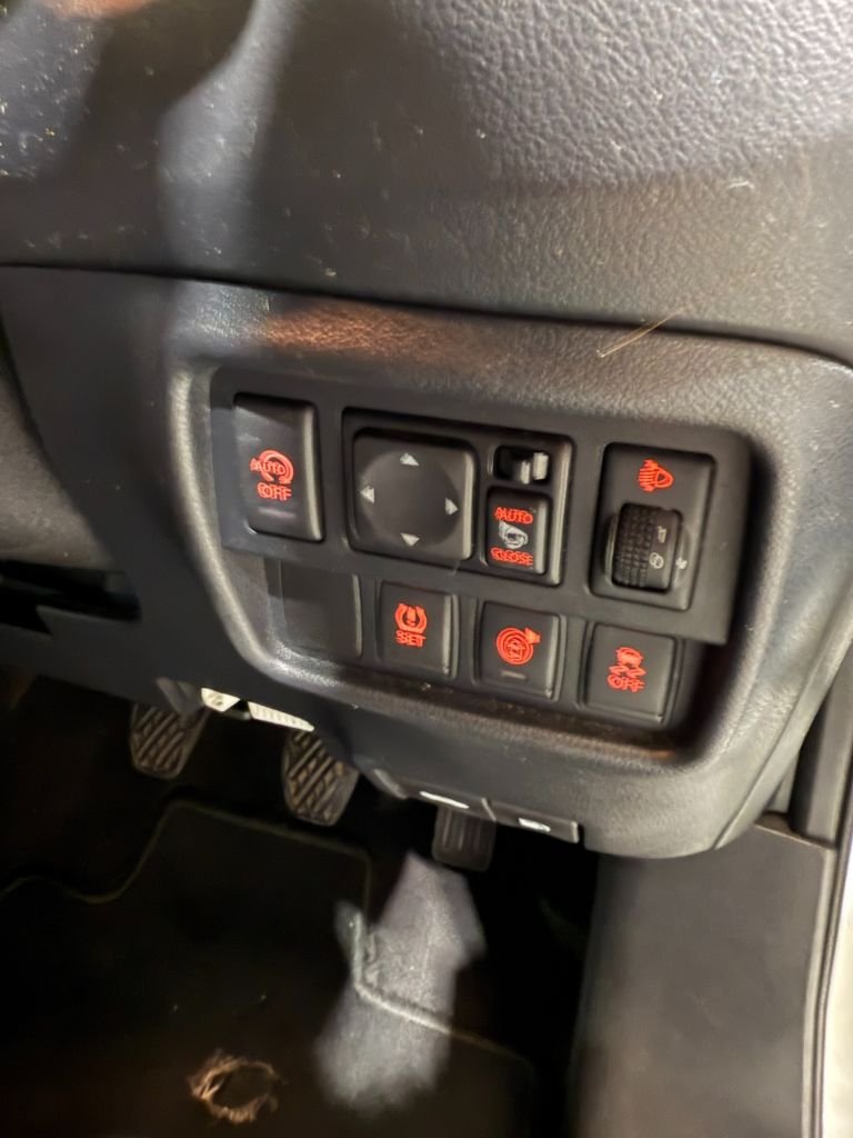 Used Nissan Juke 2014 for sale - 76798099: Photo 30