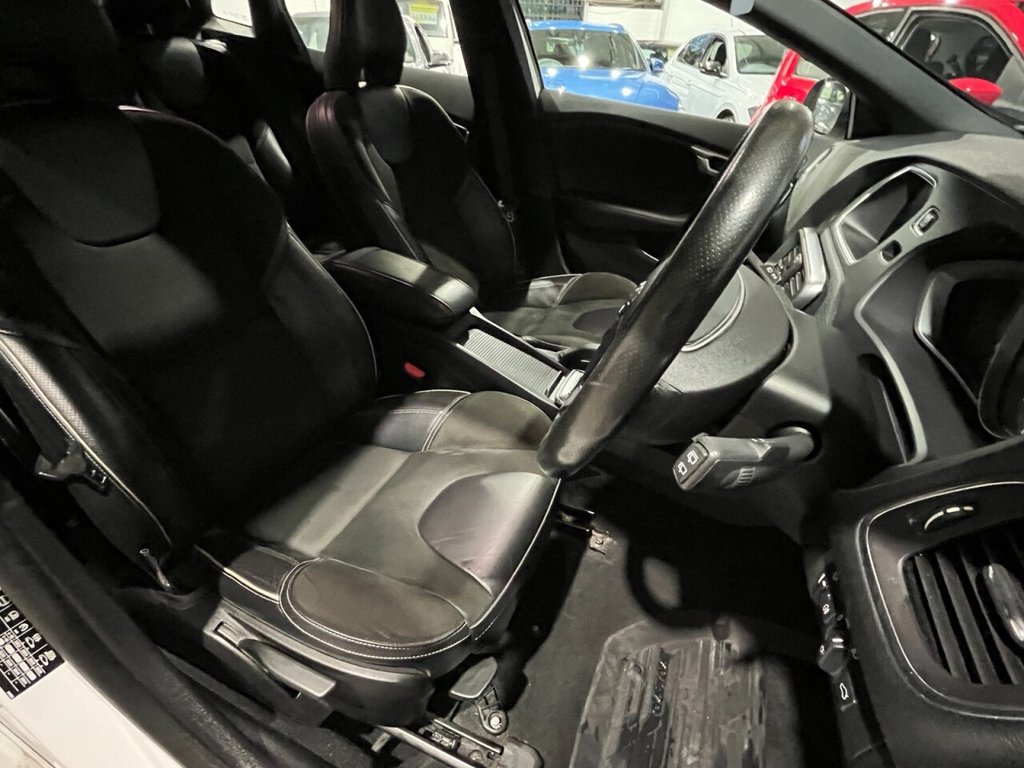 Used Volvo V40 2017 for sale - 76429920: Photo 14