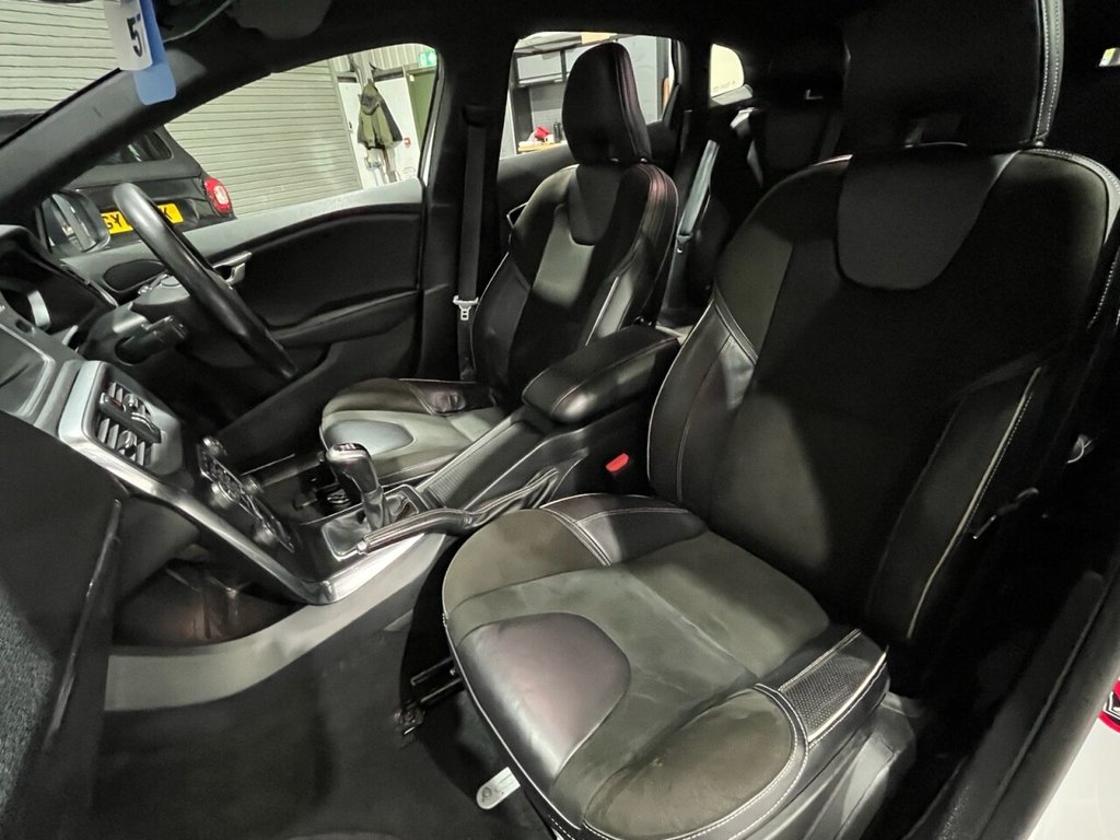 Used Volvo V40 2017 for sale - 76429920: Photo 16