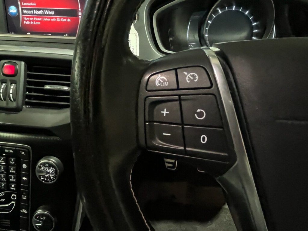 Used Volvo V40 2017 for sale - 76429920: Photo 20