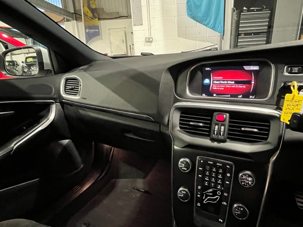 Used Volvo V40 2017 for sale - 76429920: Photo 21