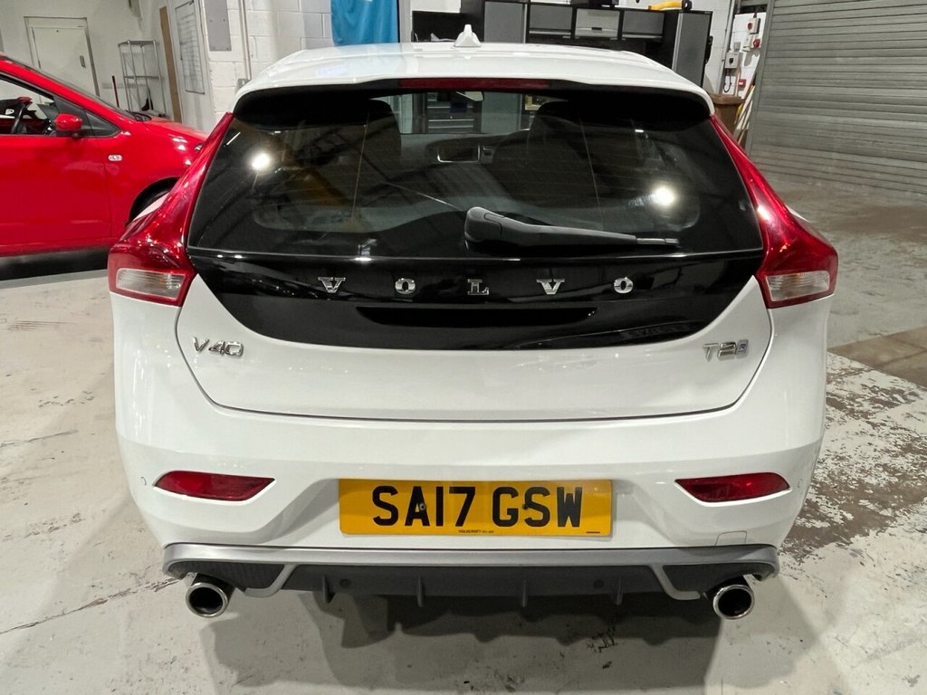 Used Volvo V40 2017 for sale - 76429920: Photo 4