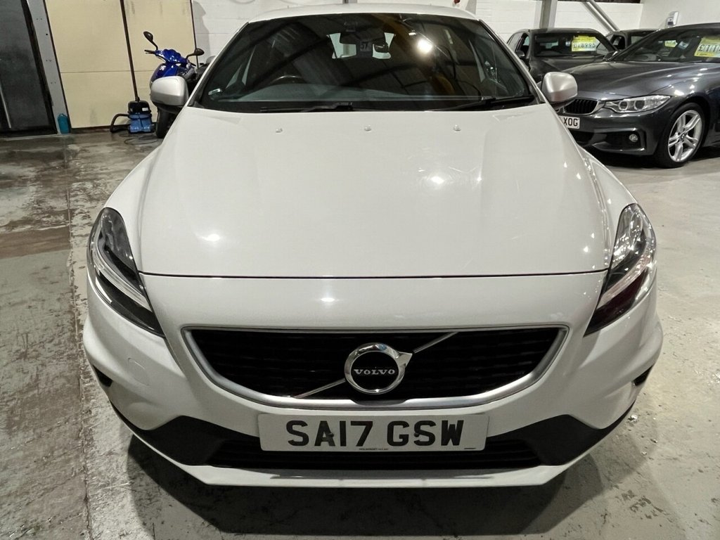 Used Volvo V40 2017 for sale - 76429920: Photo 8