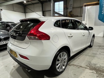 Used Volvo V40 2015 for sale - 76291952: Photo 3