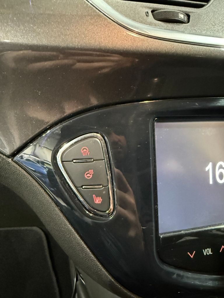 Used Vauxhall Corsa 2015 for sale - 77583638: Photo 23