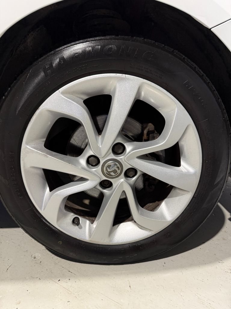 Used Vauxhall Corsa 2015 for sale - 77583638: Photo 9