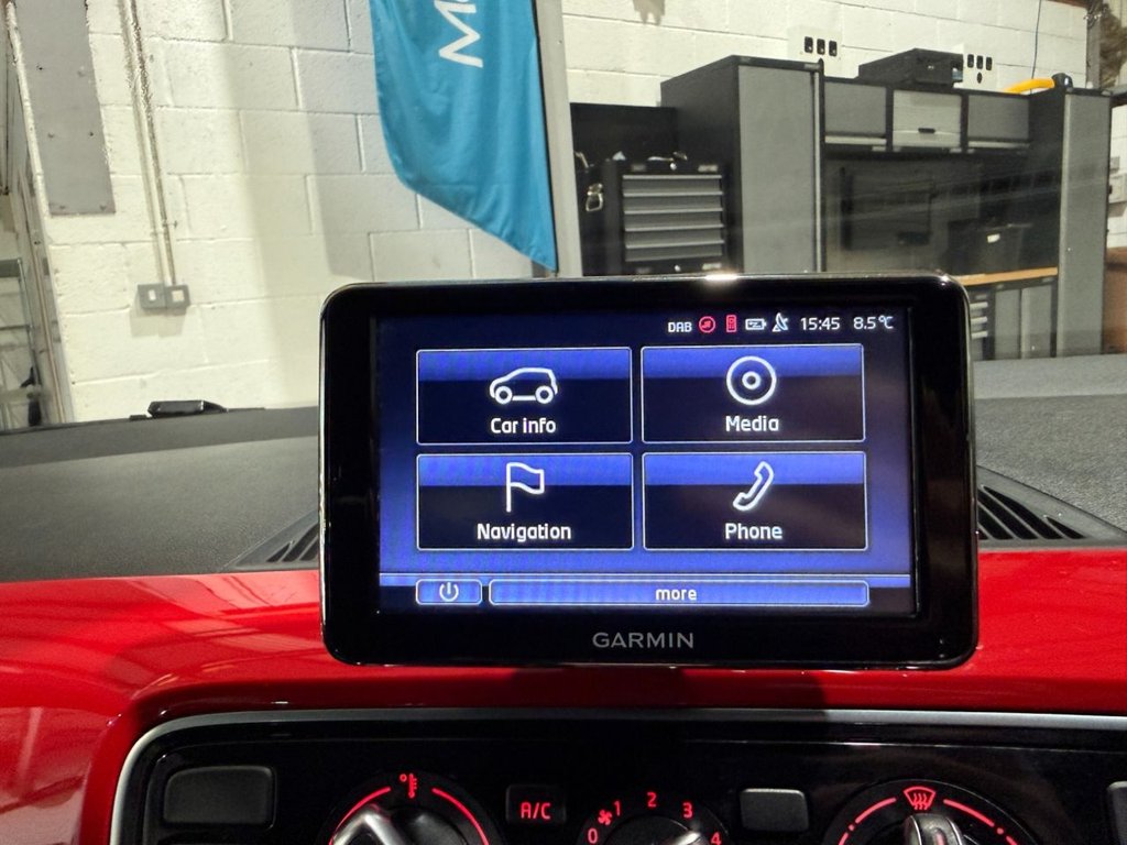 Used Volkswagen up! 2015 for sale - 77276555: Photo 24